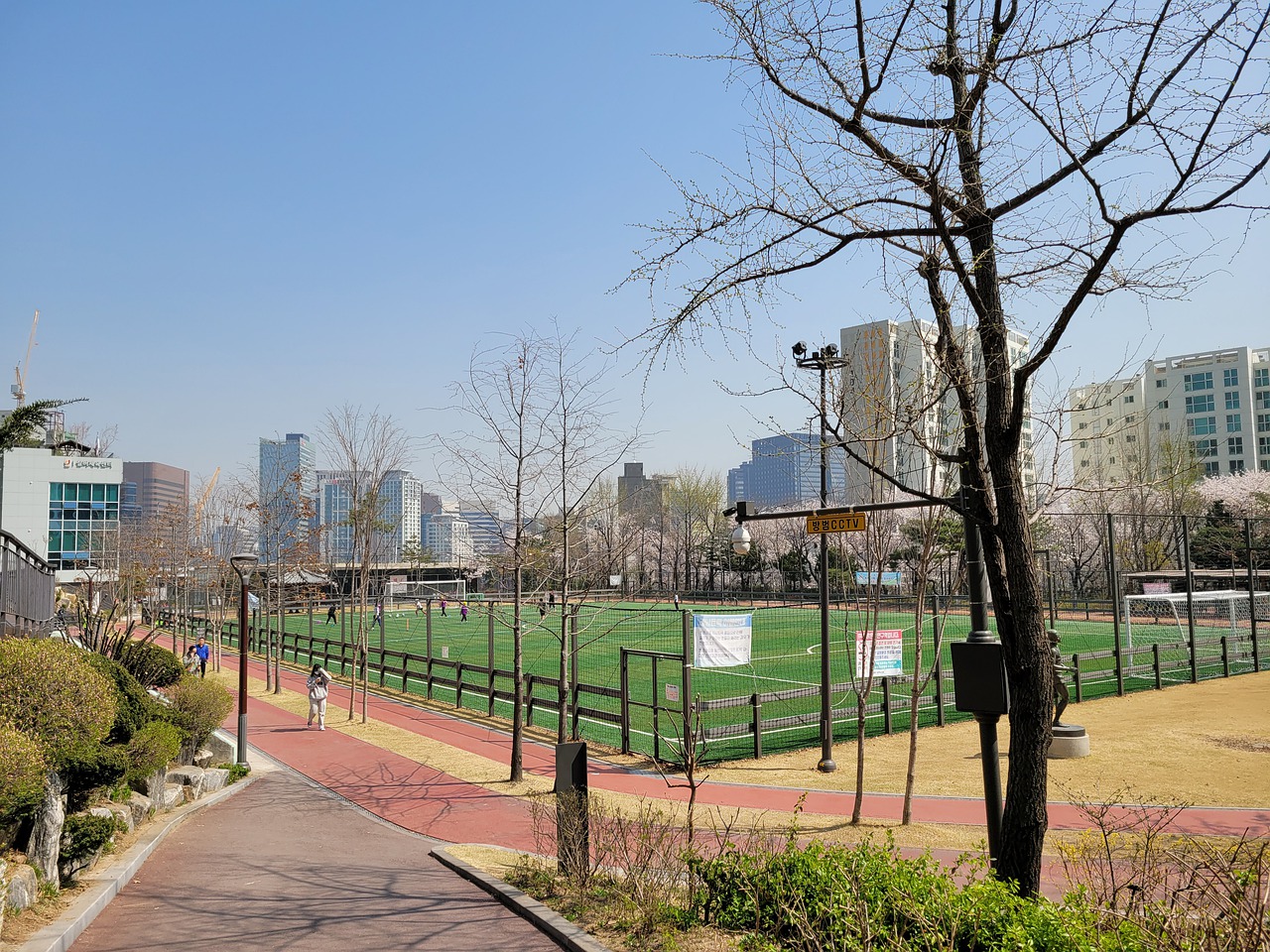 表现还是战 表现还是战