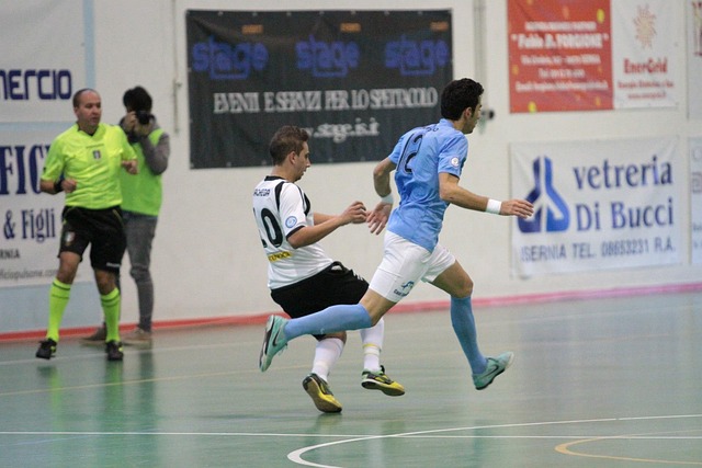 战线保持冲 战线保持冲